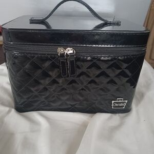Caboodles Faux Black Patent Leather Quilted Zip Makeup Case Insert/Brush Slots.
